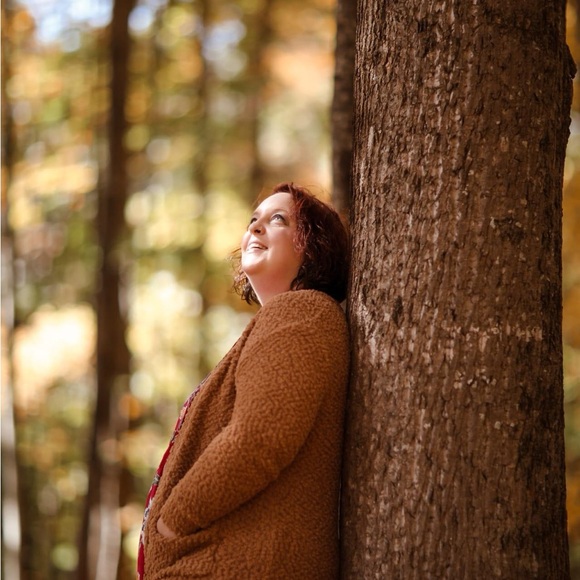 Meet your Posher, Cassandra - Picture 6 of 8